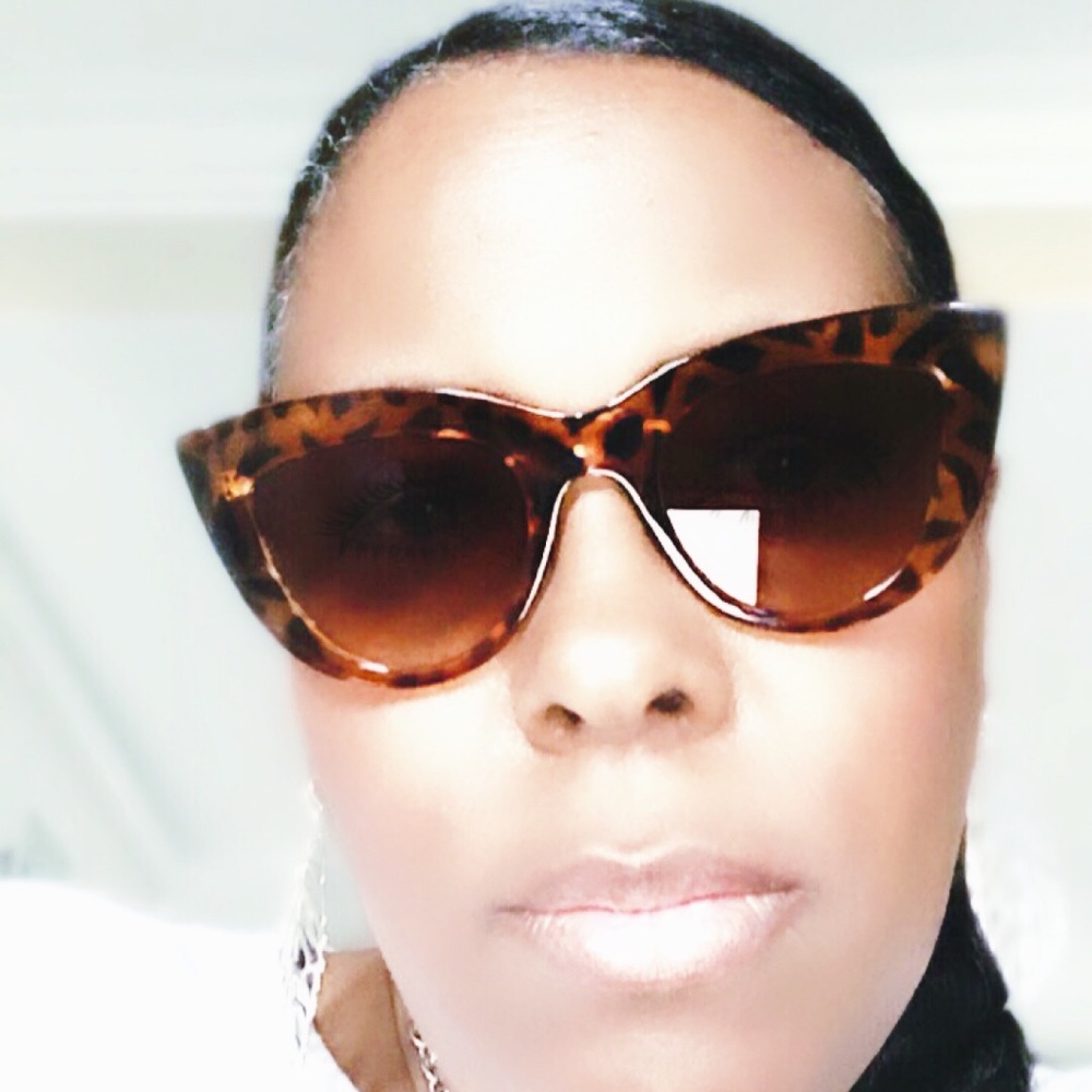 Meet your Posher, Stacey